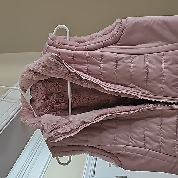 Nicole Miller Reversable Vest - Picture 2 of 4